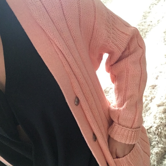 AVERROE Pink Oversized Sweater Cardigan - Picture 2 of 7